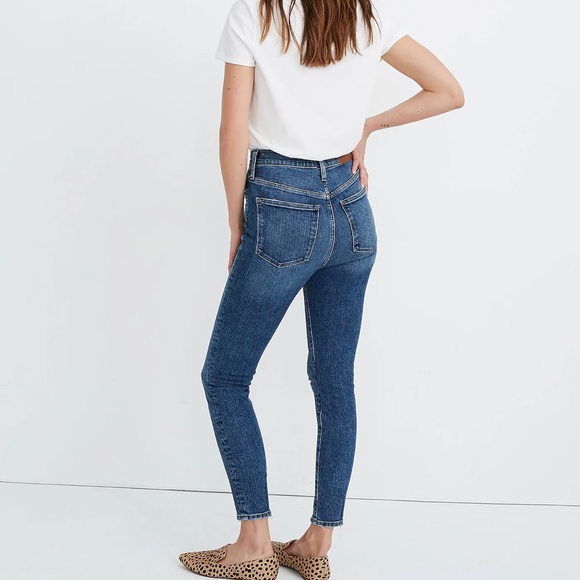 11" High-Rise Skinny Jeans in Longridge Wash Size 23 Style# AG163 - Picture 7 of 10